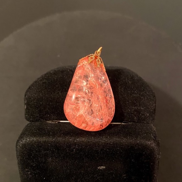 Pink Stone Pendants - Picture 1 of 4